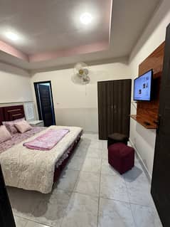 Per day 2bed apartment available