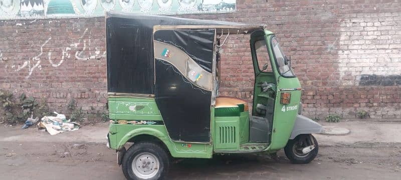 four stock rickshaw green color 3