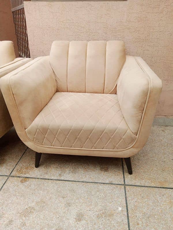 sofa set for sale used but new condition 0