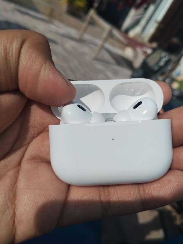 Air Pods Pro 2nd gen 3