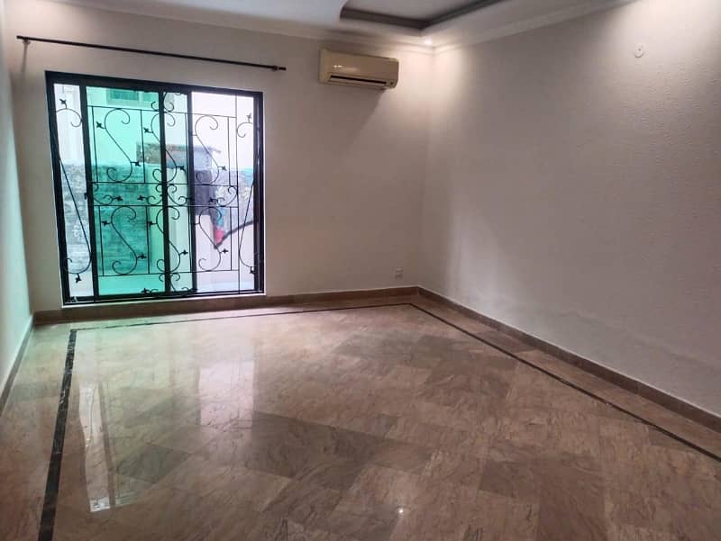 1 Kanal Luxury Likely New Beautiful Design House Available For Rent In DHA Phase 4 DD Block, Lahore Cantt 9