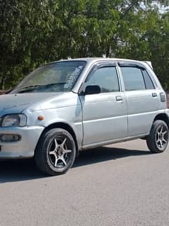 Daihatsu Cuore 2002