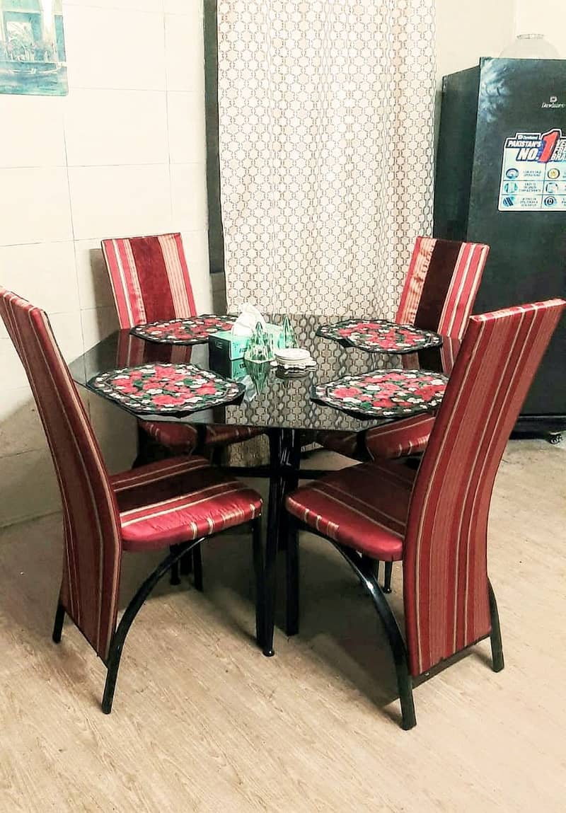 Stylish Glass Top Dinning Table  Set 0