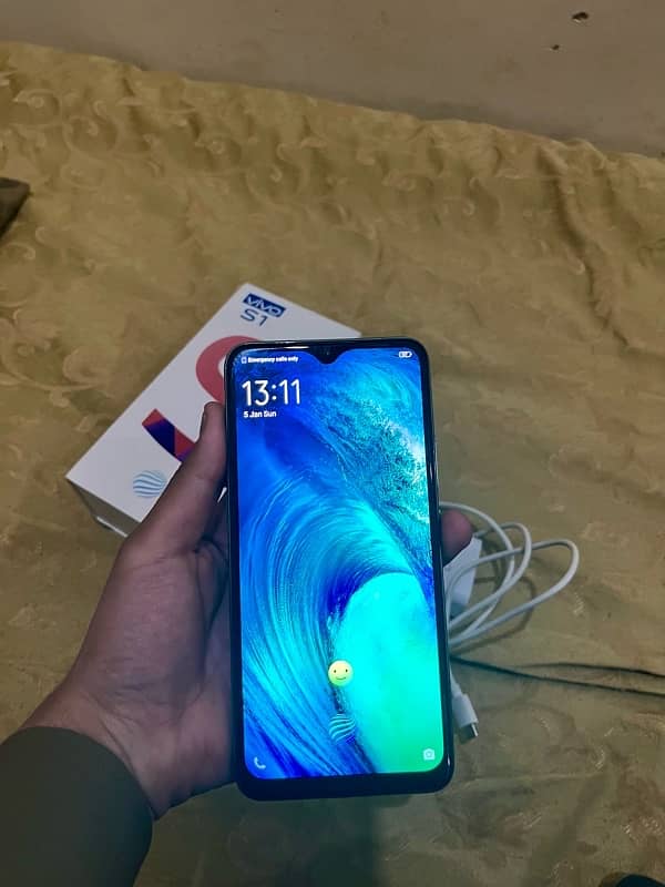 Vivo S1 With Box 8/256 Front Fingerprint/Amoled Display 4