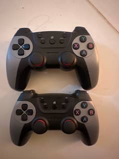 2 Game pads