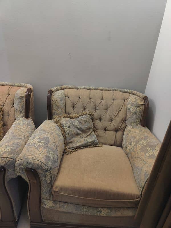 Sofa 7 Seater Set Available for Sale 2