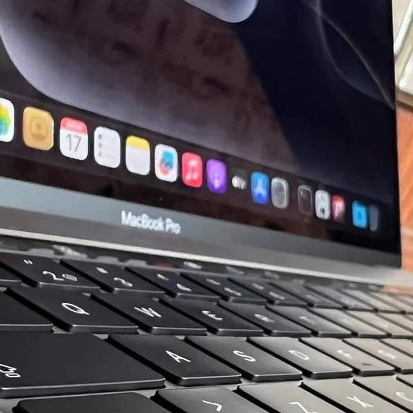 APPLE MACBOOK PRO 16 (2019) CORE I7 (16/512GB) (QUANTITY AVAILABLE) 5