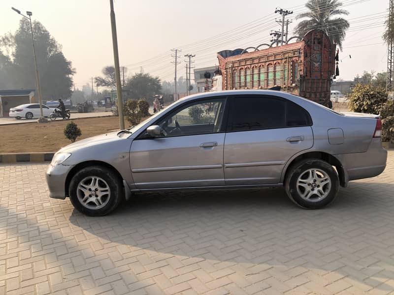 Honda Civic EXi 2005 5