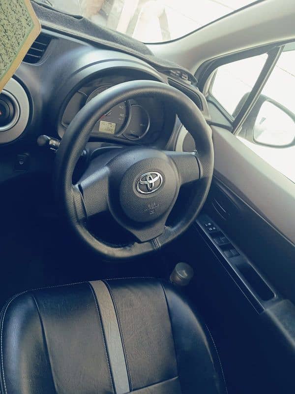 Toyota Vitz 2017 6