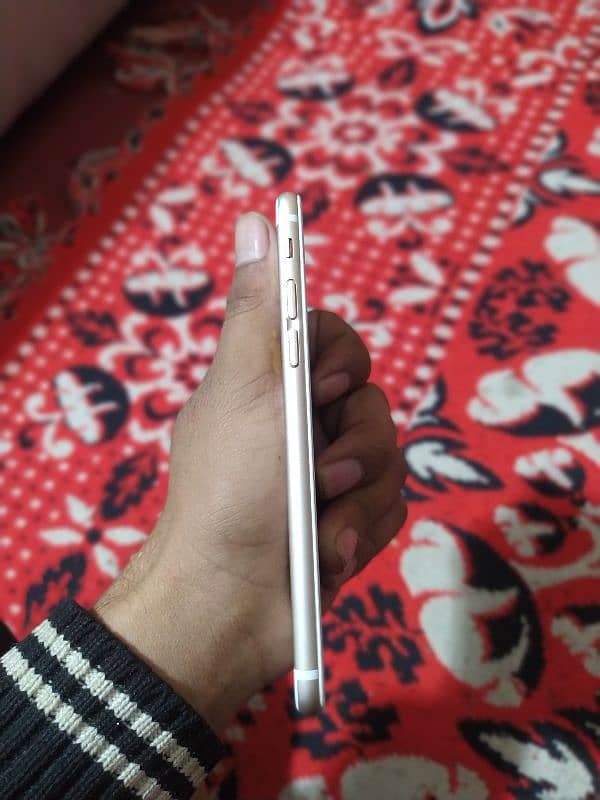 iphone 6 16gb penal change hy or Baki all ok hay battery original hay 1