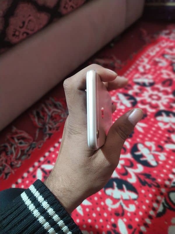 iphone 6 16gb penal change hy or Baki all ok hay battery original hay 2