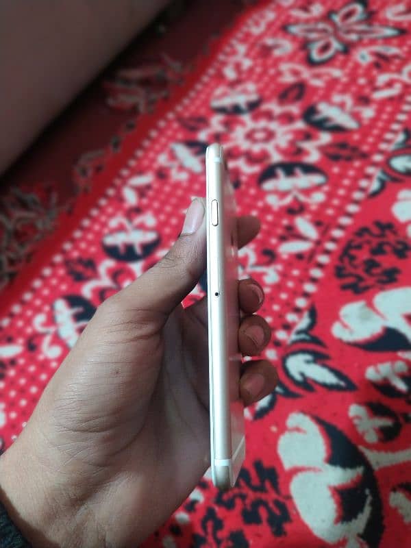 iphone 6 16gb penal change hy or Baki all ok hay battery original hay 3