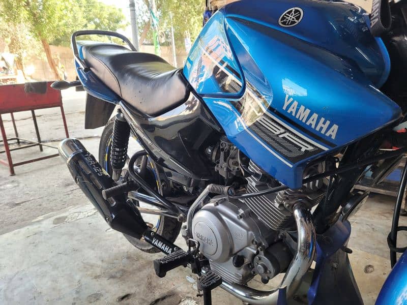 yamaha YBR125 2017 total genuine 2