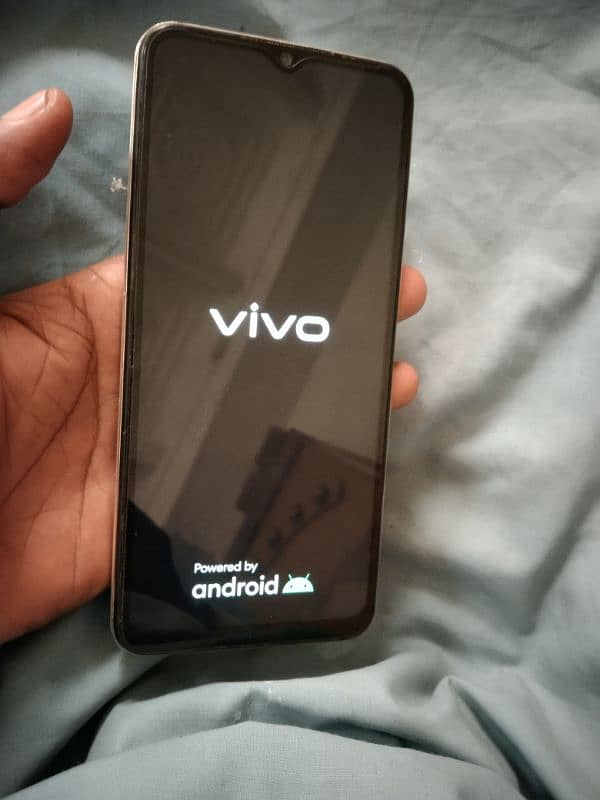 vivo y33t with box 1