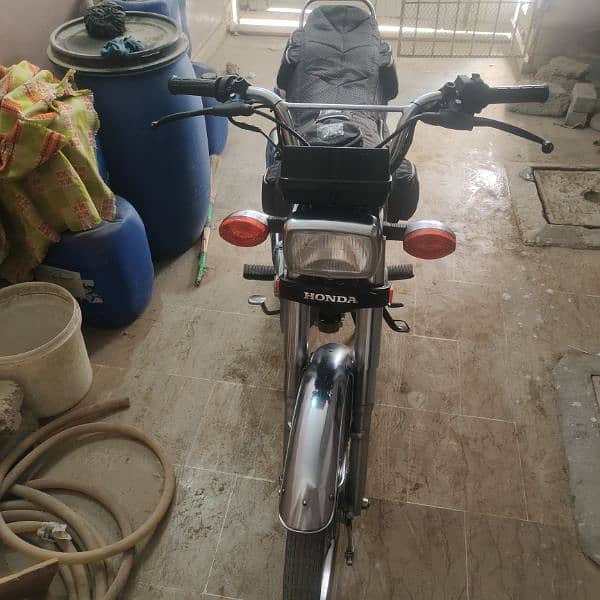 honda 125 self start 4