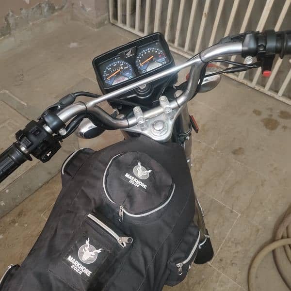 honda 125 self start 7