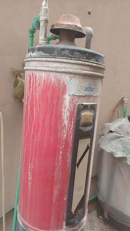 Geyser for sale in working condition 1