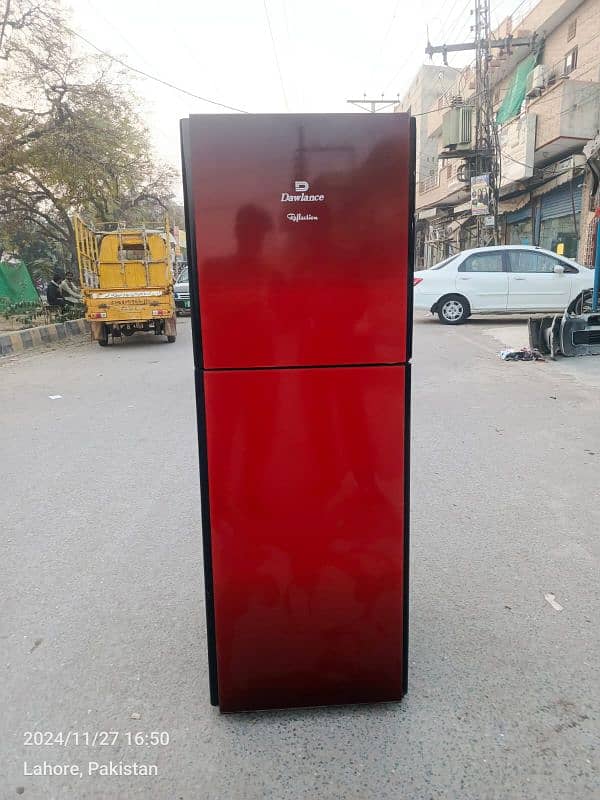 Dolan's fridge small medium all okay good condition (0312)46)45)208 6