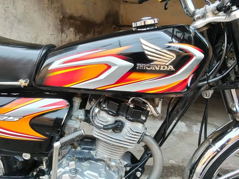 Honda CG 125 22 Model All Punjab number registered 4