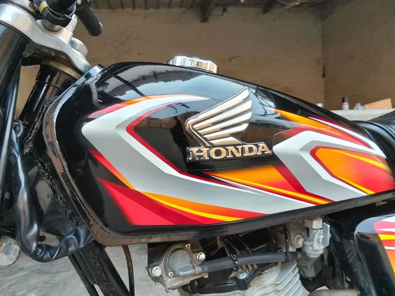 Honda CG 125 22 Model All Punjab number registered 7