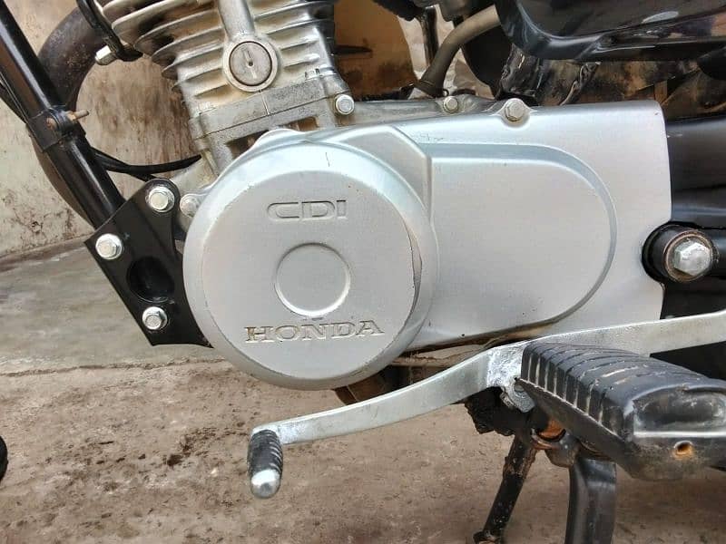 Honda CG 125 22 Model All Punjab number registered 11