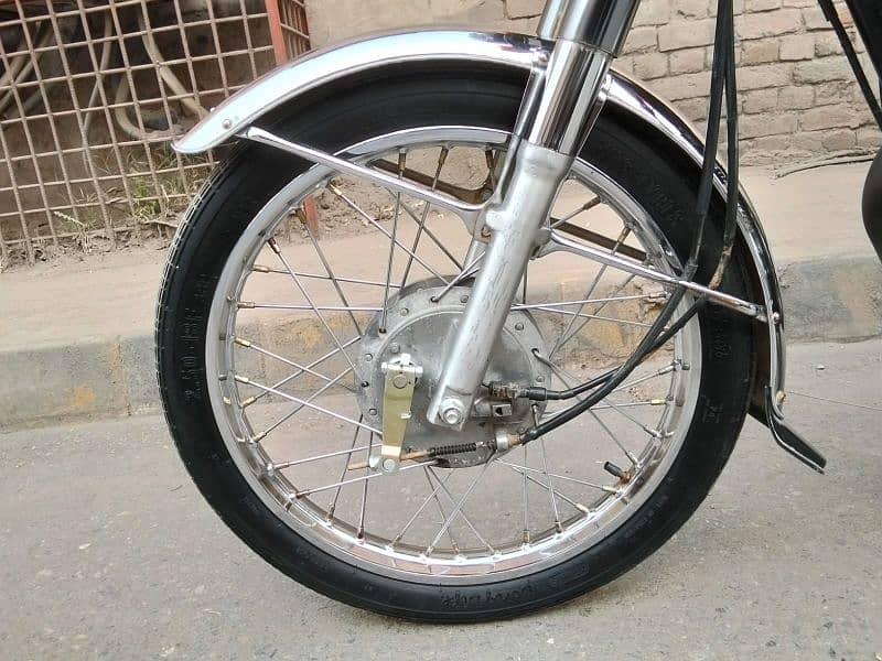 Honda CG 125 22 Model All Punjab number registered 13