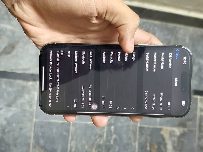 i phone 16 pro lla Factry unlock 128 gb 2