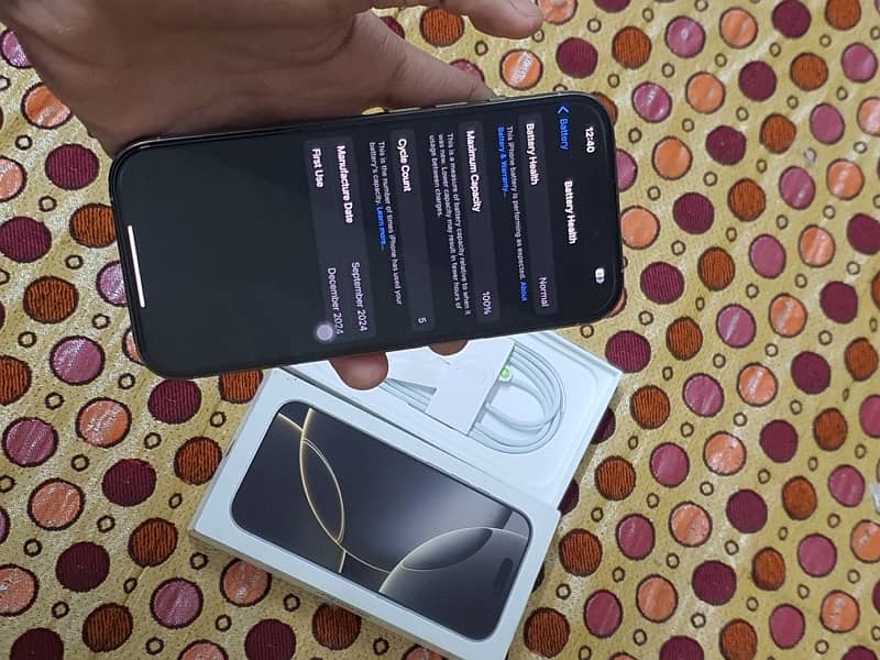 i phone 16 pro lla Factry unlock 128 gb 4