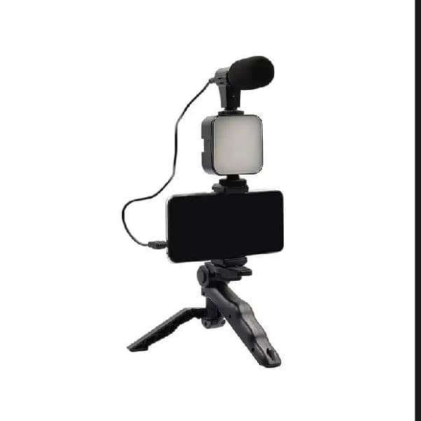 Portable Tripod Stand 3