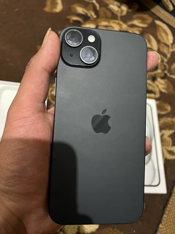 iPhone 15 Plus 2