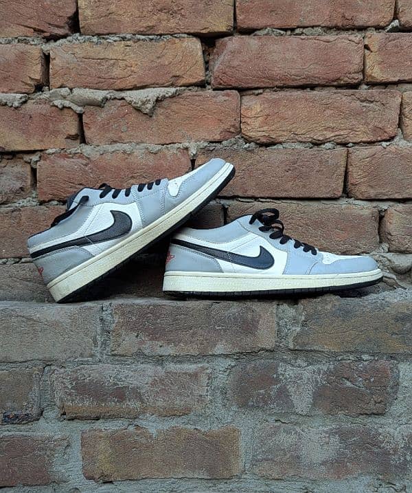 Sneakers Nike Air Jordan 1 Low 03020698392 7