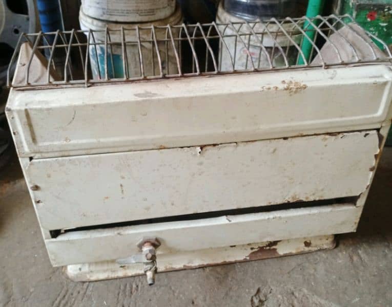 Gas heater Good condition  full strong 8