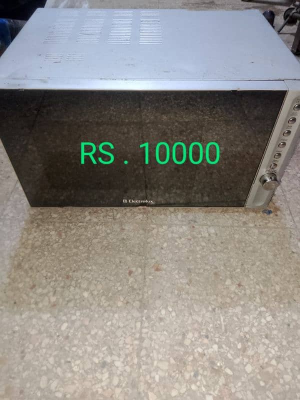 Used Microwave Oven for Sale . Call 0320 - 4671404 0