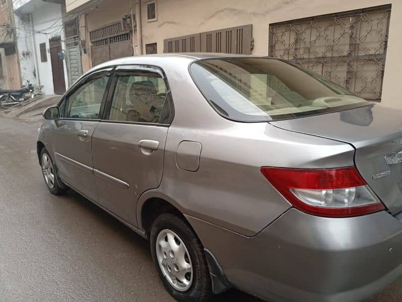 Honda City IDSI 2004/2005 4