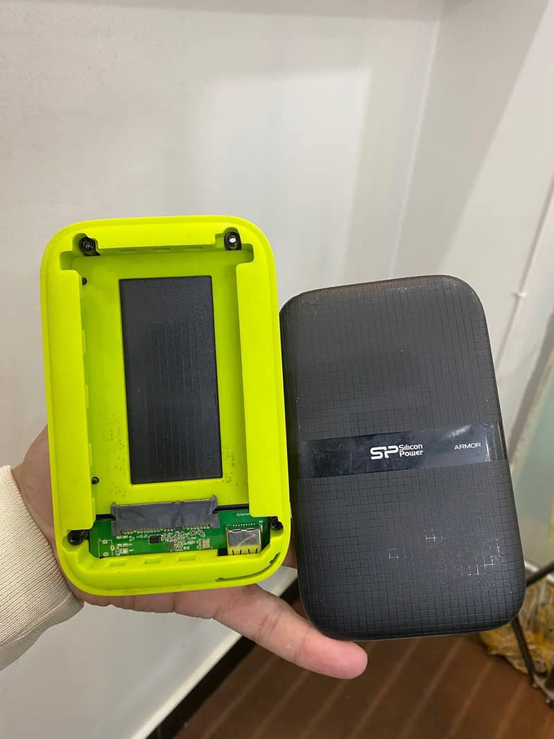 imported case hhd and ssd hrad case 3.0 from dubai armour case hai 0