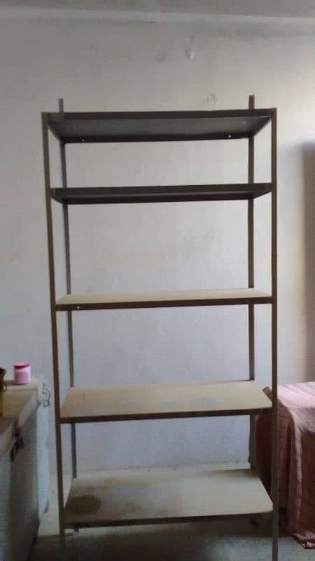 shelves reg and Counter 2