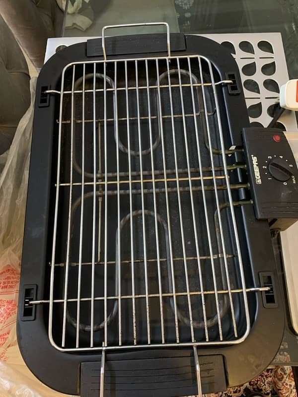 GEEPAS ELECTRIC BBQ GRILL(BRAND NEW) 3