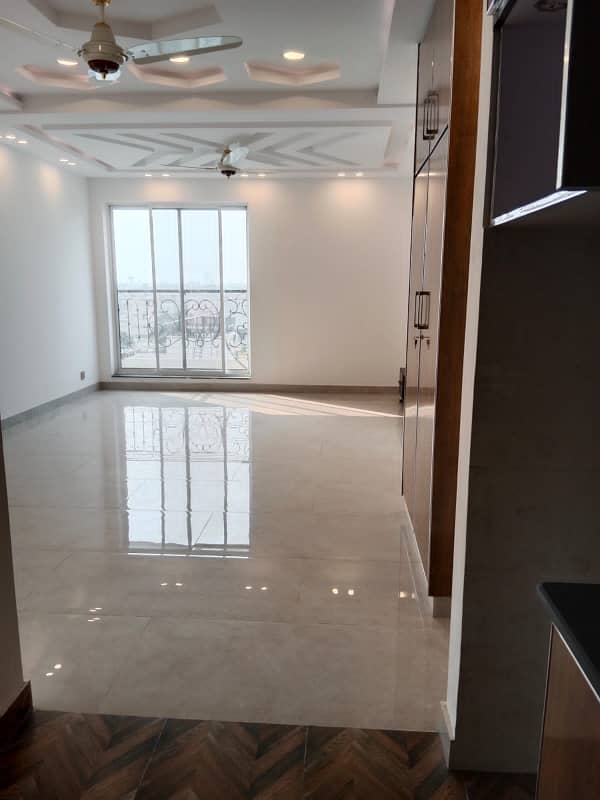 Ready To Move, 1 Bedroom Apartment For Sale In  Dream Gardens  Lahore. 4