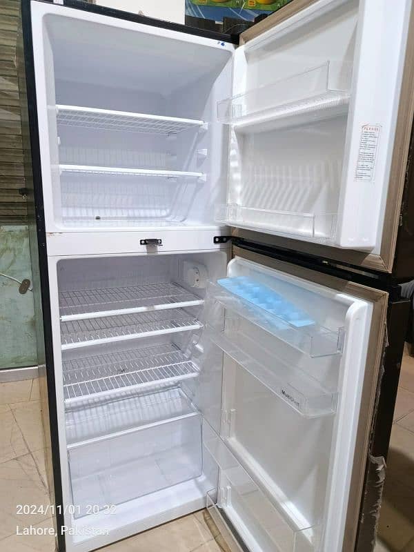 Dolan's fridge ECROM model 9191 good condition (0312)46)45)208) 5