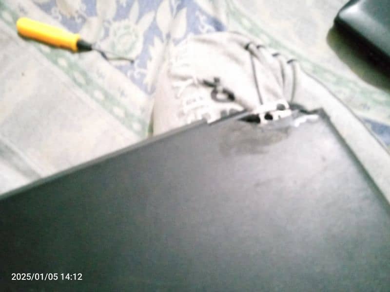 Lenovo 300e Chromebook damaged 5