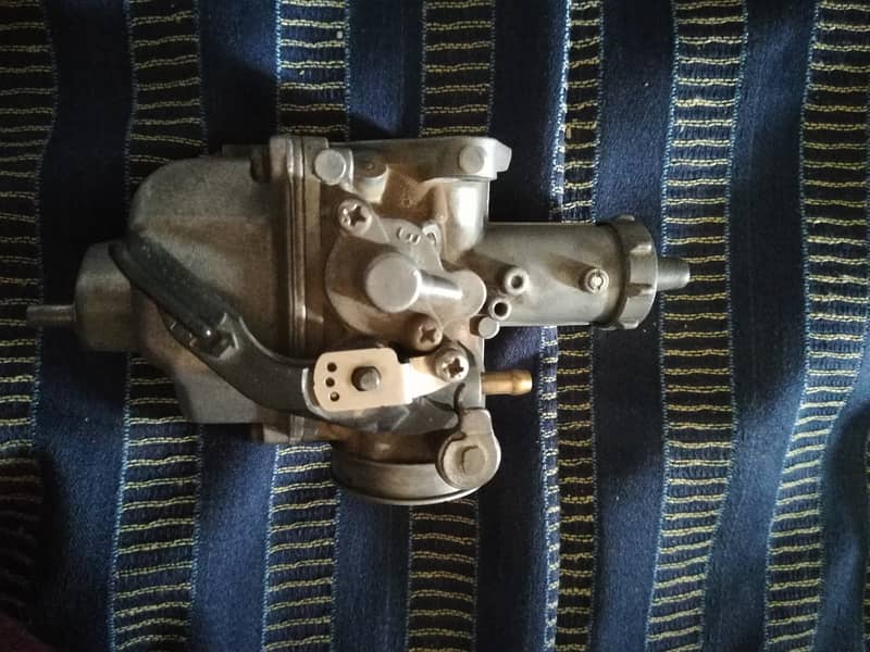 Honda deluxe 125 euro origional carburator 3