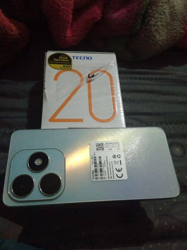 Tecno spark 20 mene 32k ka lia tha lush condition me he 0