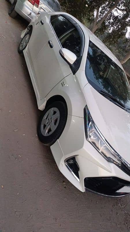 Toyota Corolla 2016 XLI Converted to GLI – Immaculate Condition 1