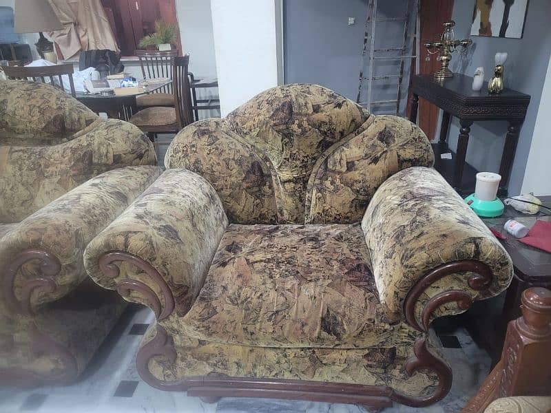 6 seater used sofa for sale 3