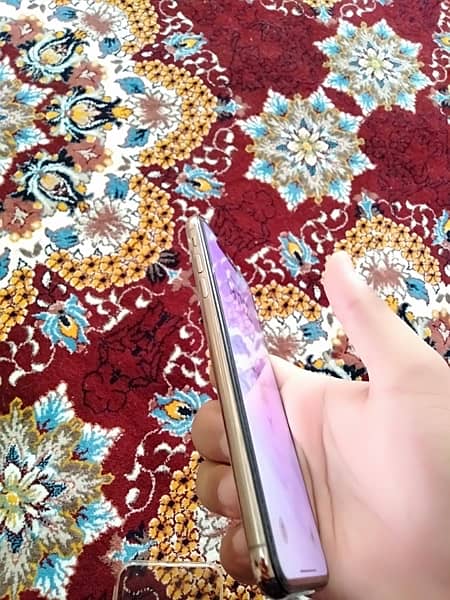 iPhone XS Max official PTA 3