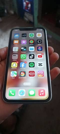 iPhone 11 condition 10 by 7