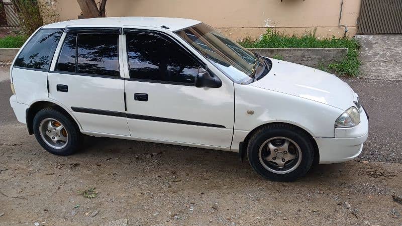 Suzuki Cultus VX 2011 2