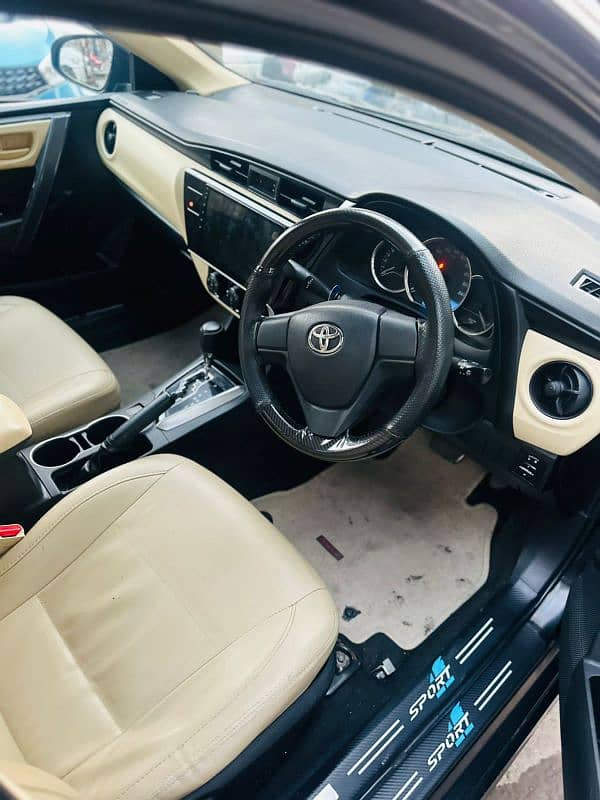 Bank Leased Toyota Corolla GLI Auto 2019 7