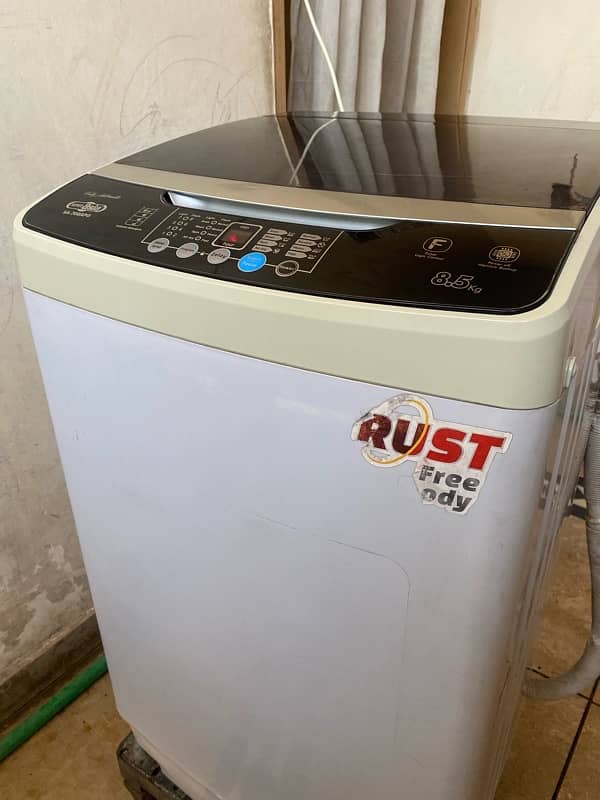 super asia fully automatic with dryer 8.5 kg load (lush condition) 2