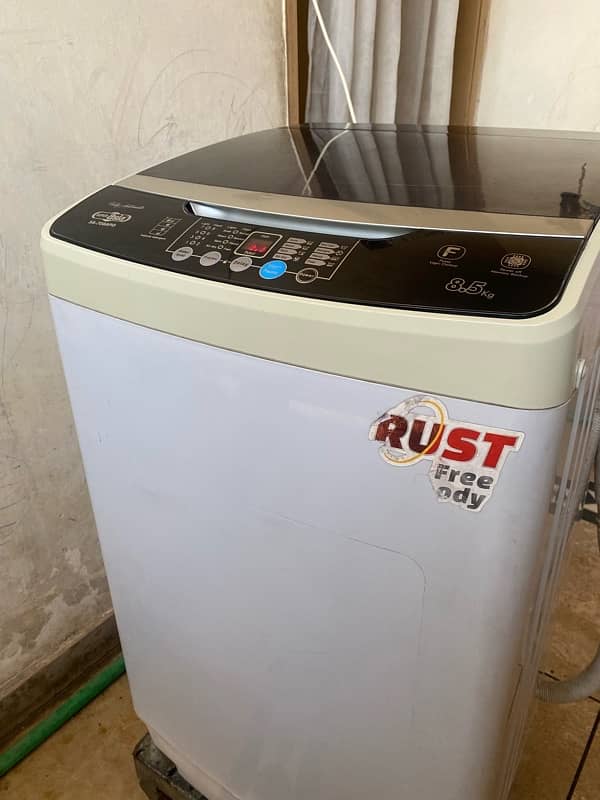 super asia fully automatic with dryer 8.5 kg load (lush condition) 4